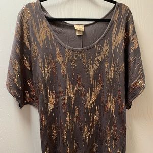 Daytrip brown top with bronze sequins